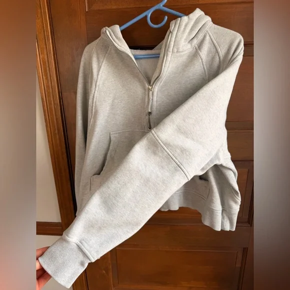 Lululemon Scuba Oversized 1/2 Zip Hoodie in Heathered Core Ultra Light Grey - Picture 6 of 9